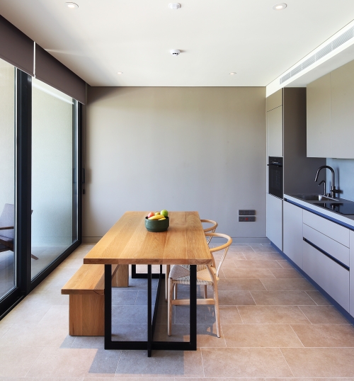 Minthis Ezouza - 30